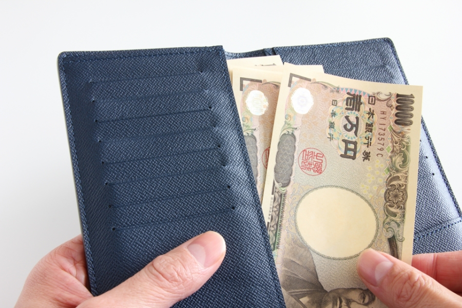 仮払いのメリットとデメリットを確認。経費精算を効率化しよう